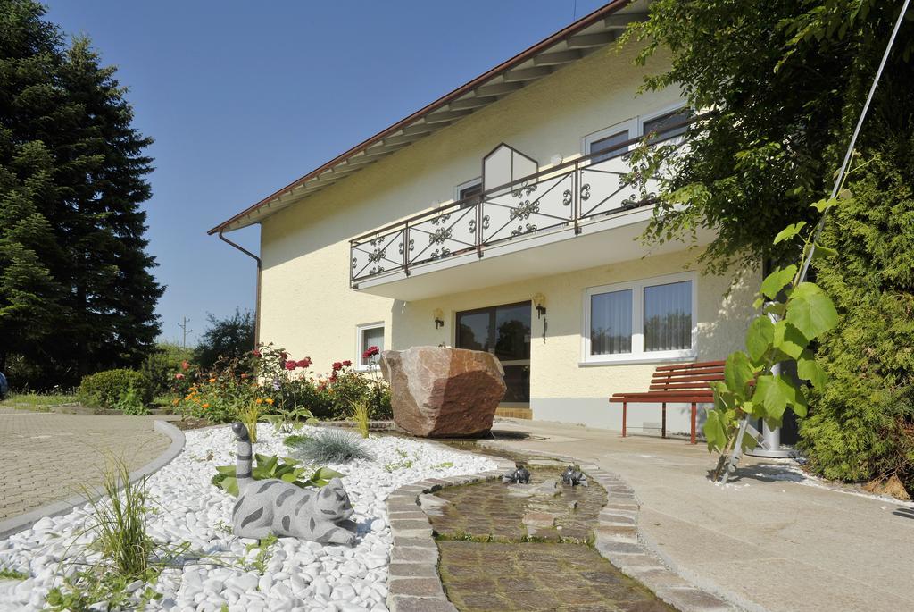 Pension Fohrenberg Ewattingen Exterior photo